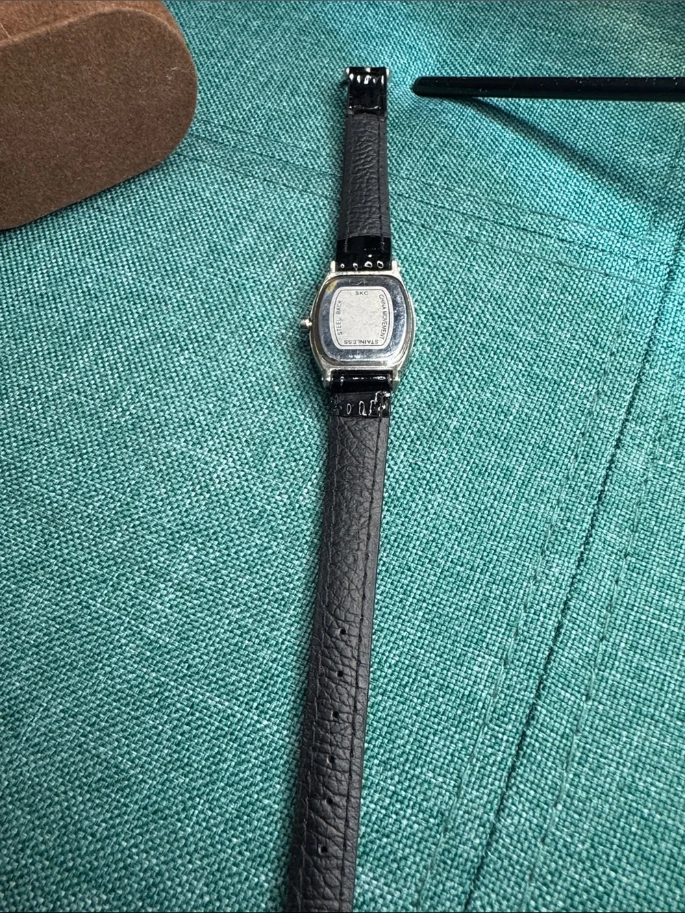 Classic Black Leather-Strap Men’s Watch